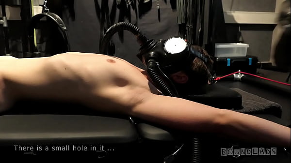 Boundlads – Fuckmachine and Gasmask