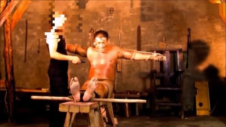 Chinese Hunk Flogged & Tortured